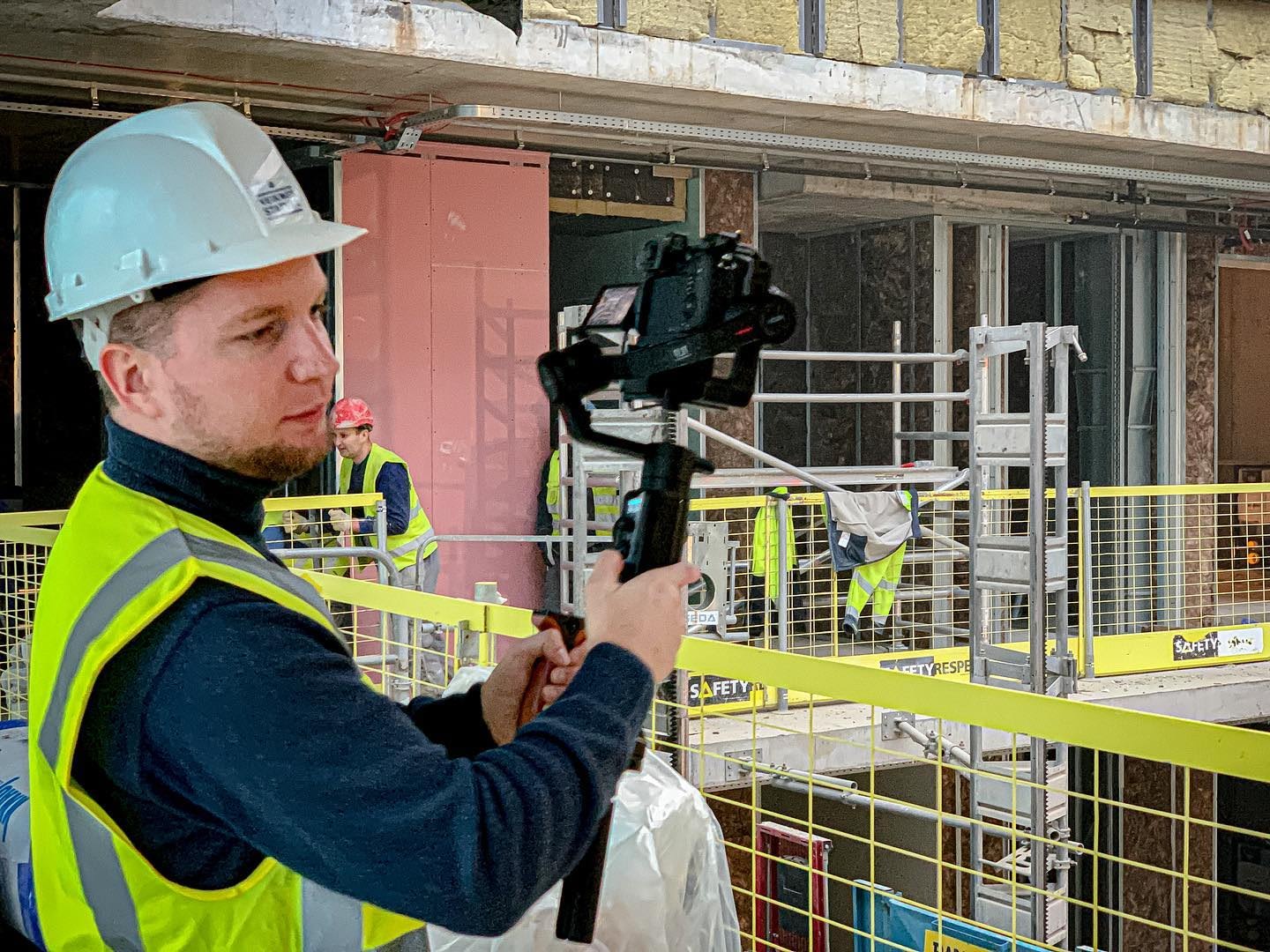 Day at the office 🚧 working hard, everyone did a good job 🏗 where next?
—
#constructionvideo #Videography #carpenter #FilmLocation #VideoMontage #WorkandTravel #AfterMovie #realestate #gh5 #VideoShot #iMovielt #AudioVisual #BusinessVideo #architecture #mozaair2